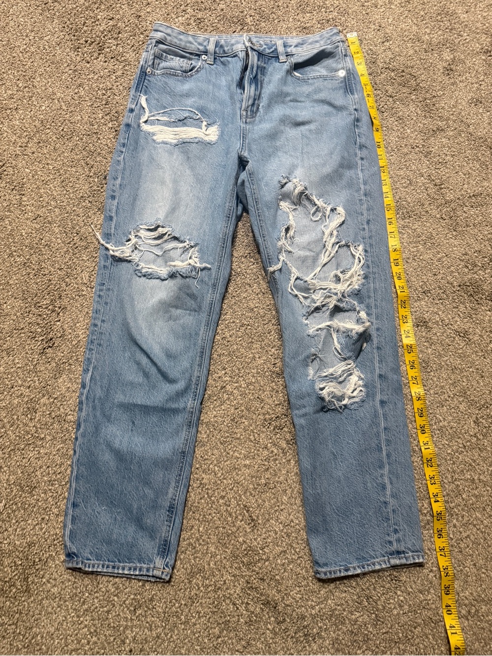 American Eagle Outfitters Light Wash Distressed High-Rise Jeans